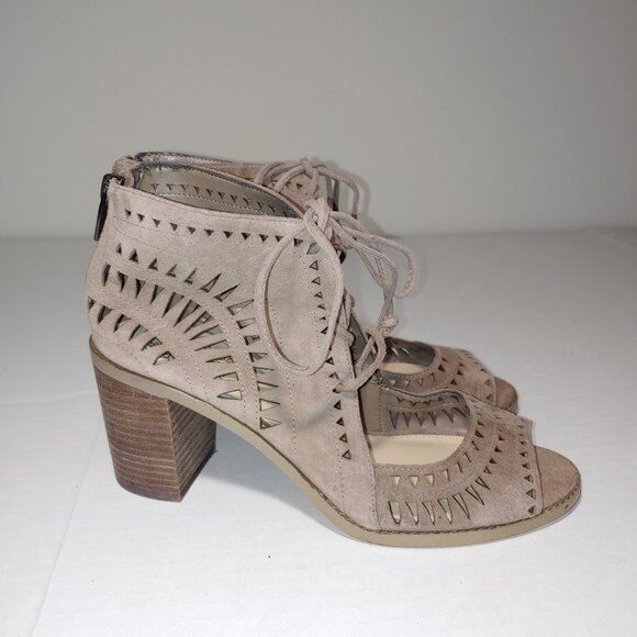 Vince Camuto TARITA Leather Cutout Lace-Up Sandals Size 9 Tan - Picture 1 of 11